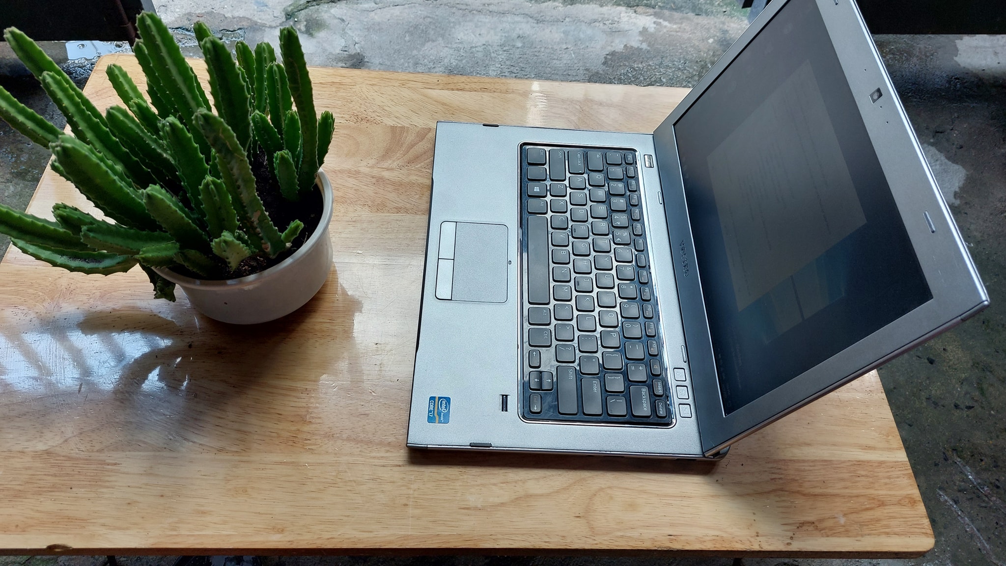 Laptop Dell Vostro 3360 Core i7 3537U 4cpu Ram 4gb ssd 128gb 9