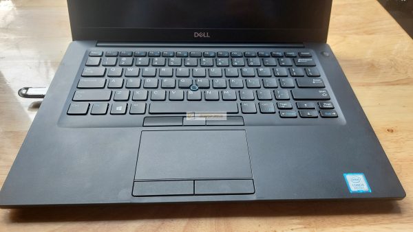 Laptop Dell Latitude 7490 i5 8250U – ram 8gb – ssd 256gb – 14 inch full hd 1