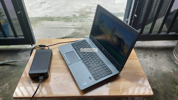 Laptop HP ZBook 15 G1 Core i7 4800QM ram 16G ssd 128gb Vga K1100 Full HD 4
