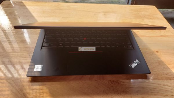 ThinkPad X13 Gen 1 i7 10510U ram 1gb ssd 512gb 3