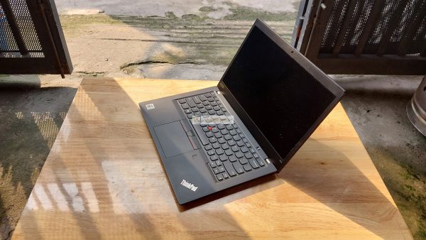 ThinkPad X13 Gen 1 i7 10510U ram 1gb ssd 512gb 7