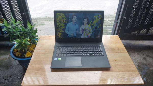 Laptop Acer E5 573G i5 5200 Ram 4Gb SSD 120Gb