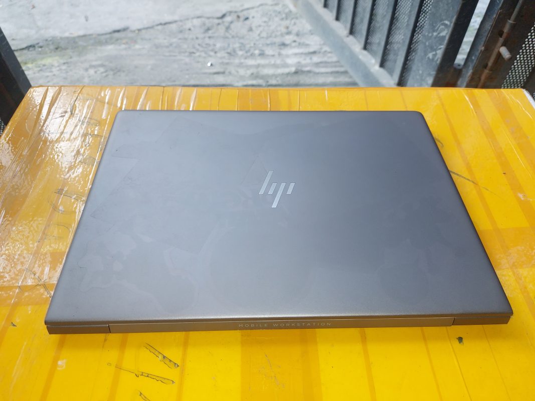 Laptop Nina