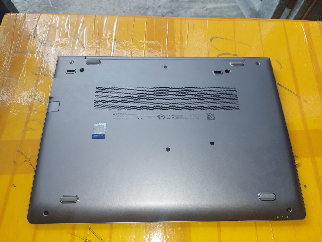 Laptop Nina
