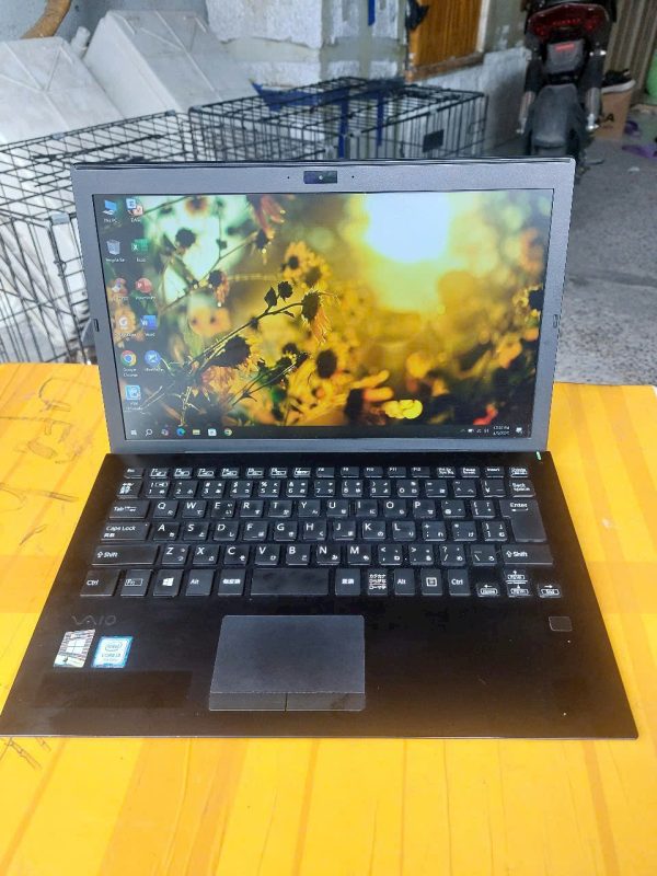 Laptop Nina