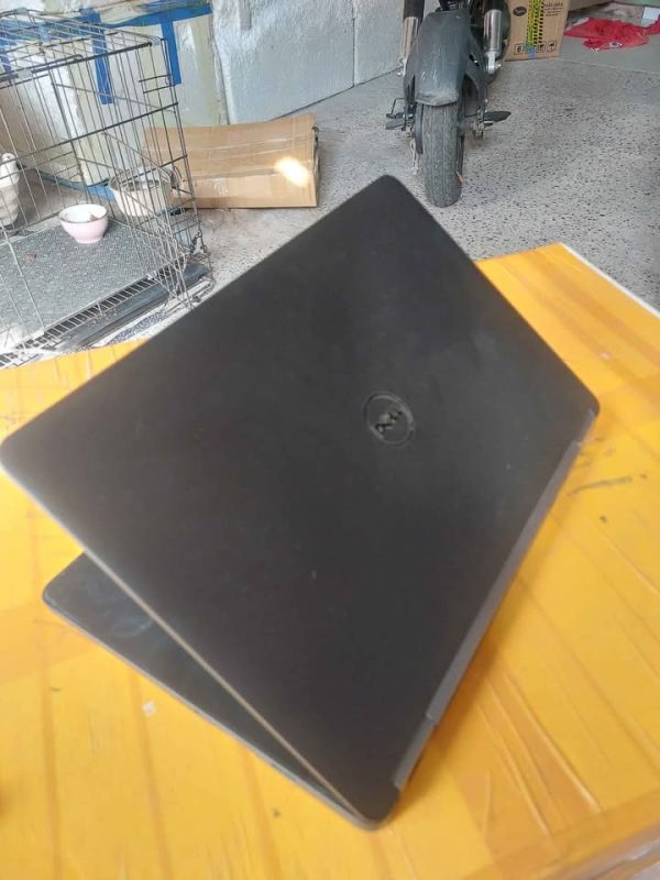 Laptop Nina