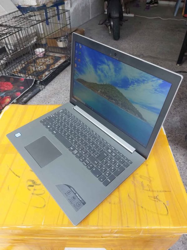 Laptop Nina